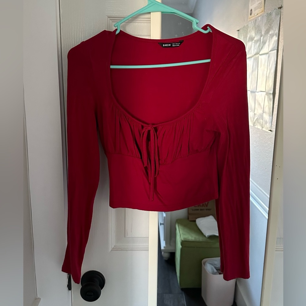 Red Long sleeve women’s top with tie